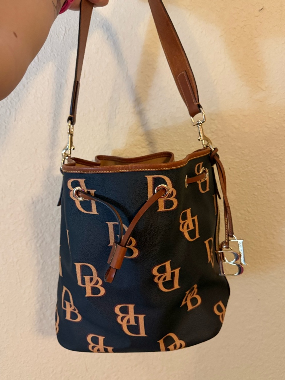 Dooney & Bourke Monogram Bucket Bag Black Brown Leather Strap EUC